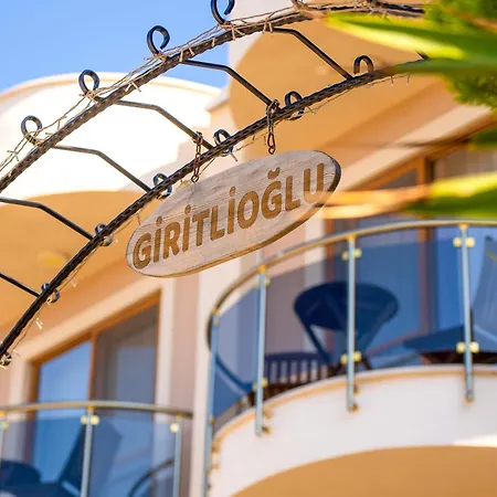 Cunda Giritlioglu Adult Only Ayvalı