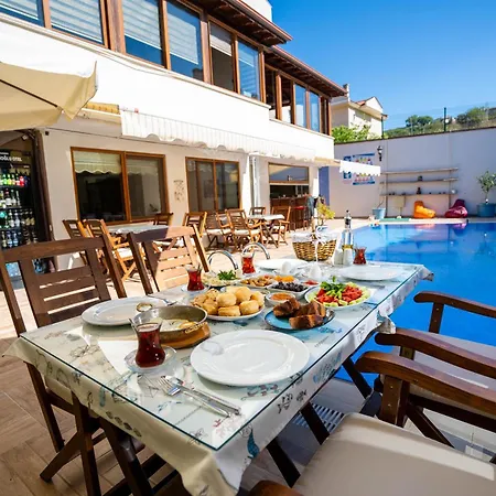 Cunda Giritlioglu Adult Only 2* Ayvalı