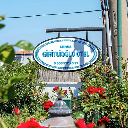Cunda Giritlioglu Adult Only Hotel 2*