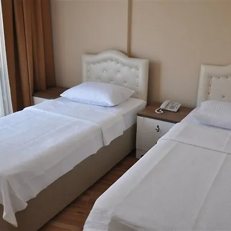 Otel Cunda Giritlioğlu 2*