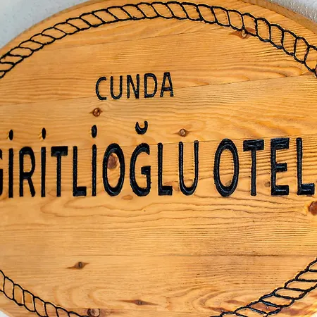Cunda Giritlioğlu Otel Ayvalı