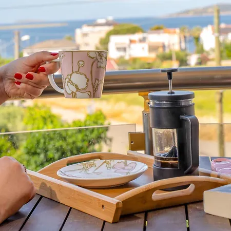 Cunda Giritlioğlu Otel Ayvalı