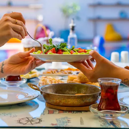 Cunda Giritlioglu Adult Only Ayvalı