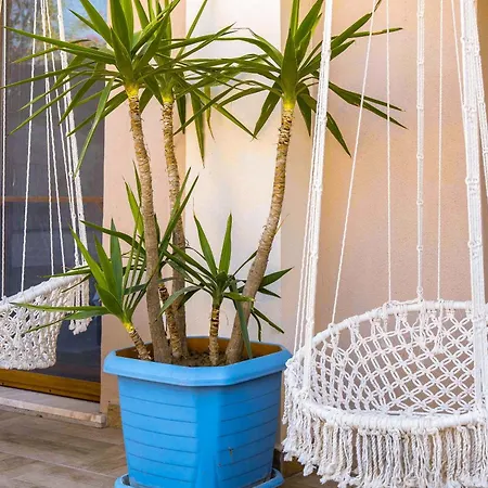 Otel Cunda Giritlioğlu 2*