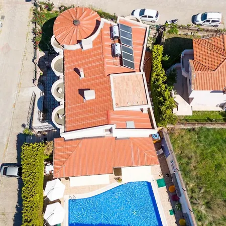 Otel Cunda Giritlioğlu