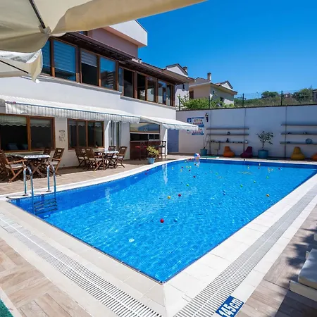 Cunda Giritlioğlu Ayvalı