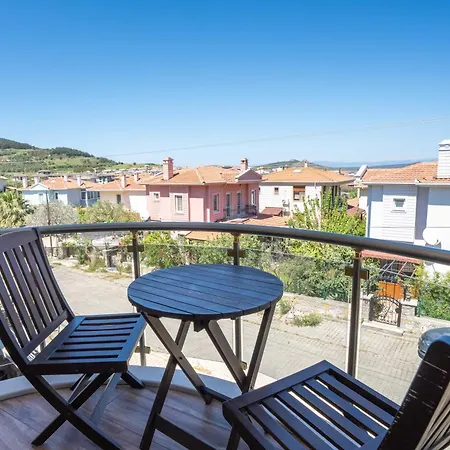 Cunda Giritlioğlu Otel Ayvalı