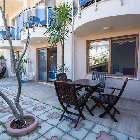 Cunda Giritlioğlu Otel 2*