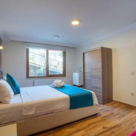 Otel Cunda Giritlioğlu 2*